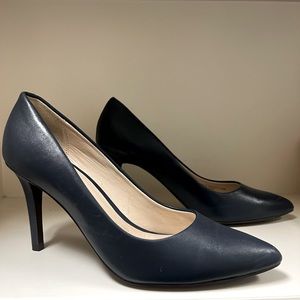 Cole Hann Navy Heels Size 8.5